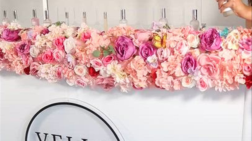Vella Luxe Fragrance Bar