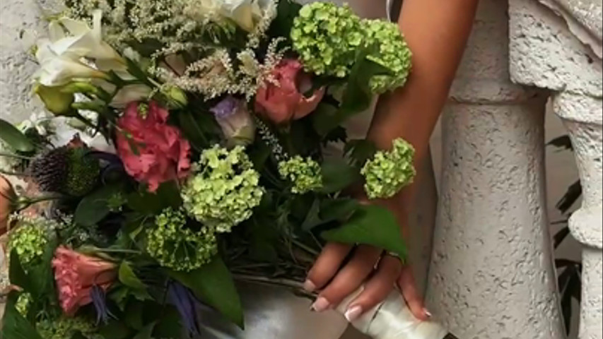 Maison la Fleur Bridal