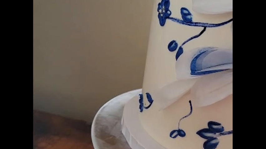 Double Barrel china blue wafer sculpture