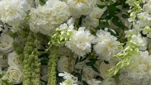 BREATHTAKING FLORALS