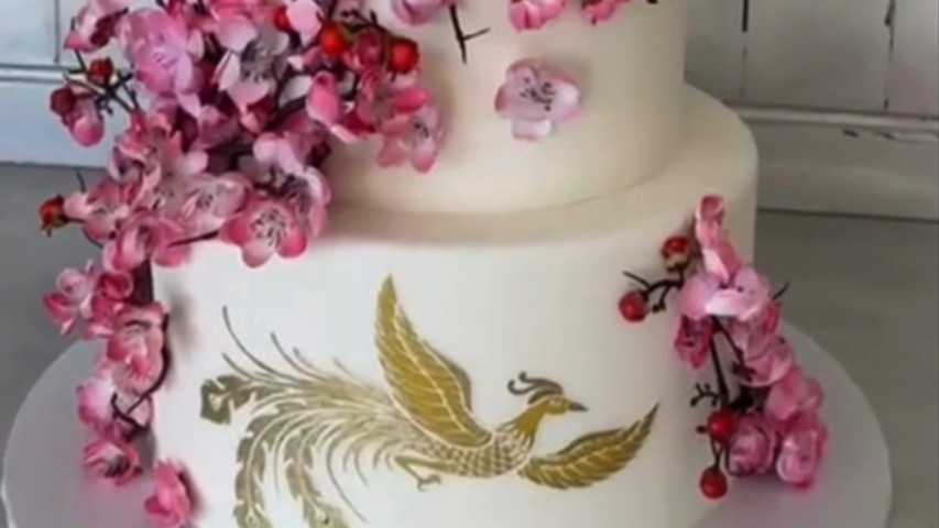 Top Wedding cakes in Hollywood & Studio City Venues