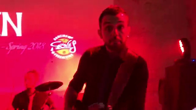 The Gloves - Long Train Running