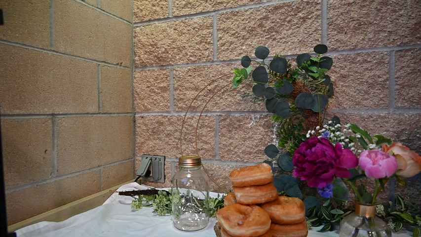 Cake/Dessert table decor