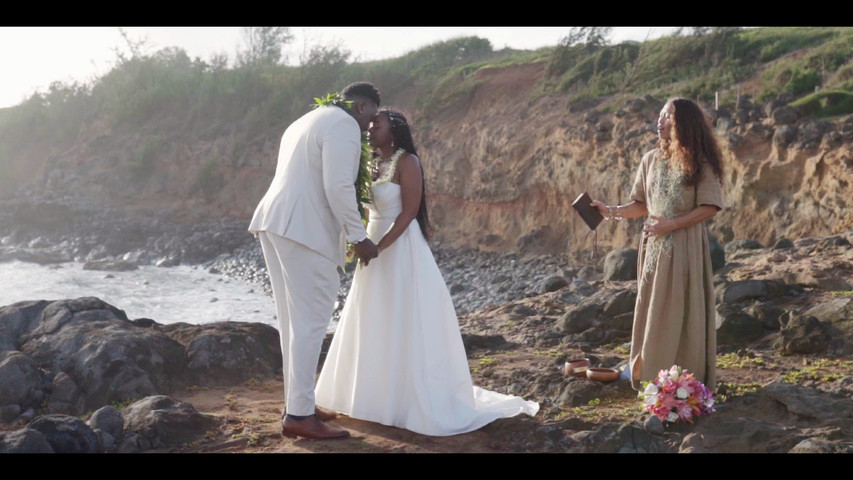 J & I Elopement Maui Video Highlight