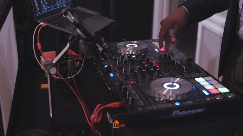 Good Vibes. Great Music. Simple!