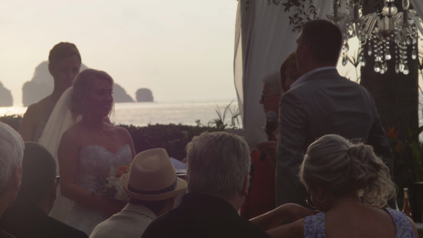 Modern Intimate Wedding in the Mexican Pacific!