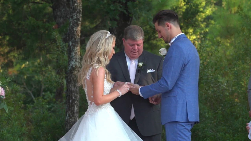 83 Weddings