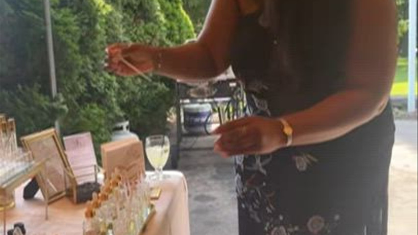 keyana scent bar