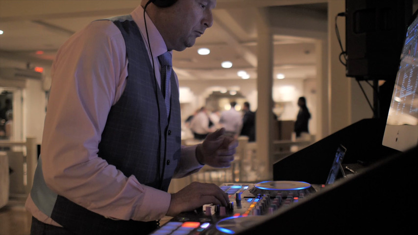 DJ Jon Smith 