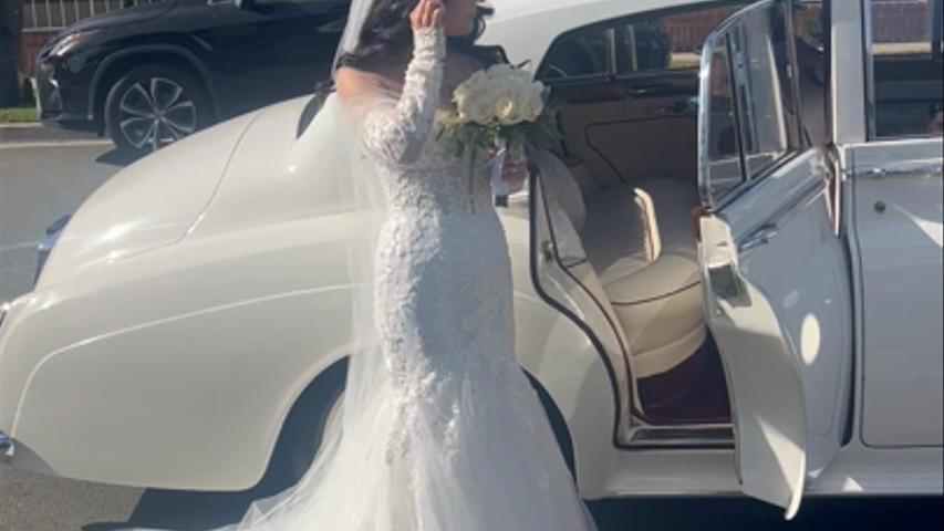 I. G Rolls-Royce limos service