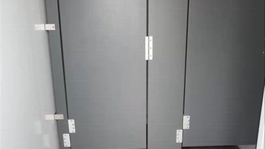 Inside of 4 stall