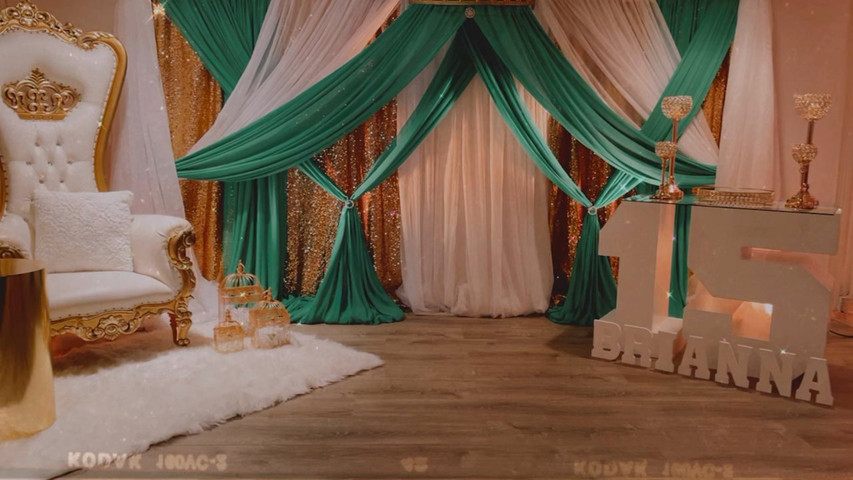 Quinceañera Stage Décor