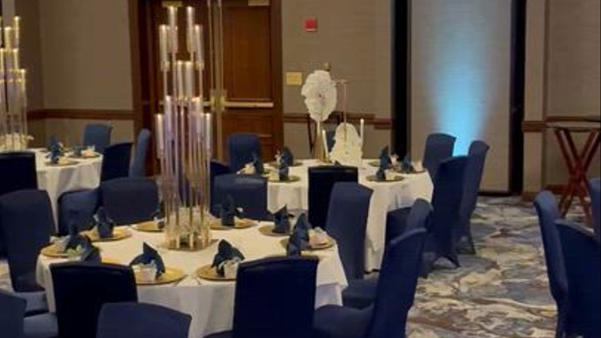 Grand Ballroom - Ivory/Blue Linens with Gold Accents and Stage