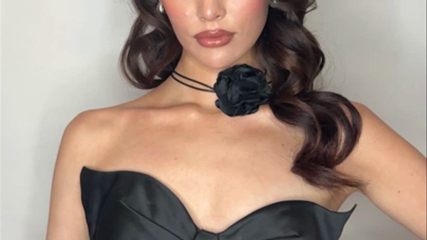 Glam look for photoshoot
