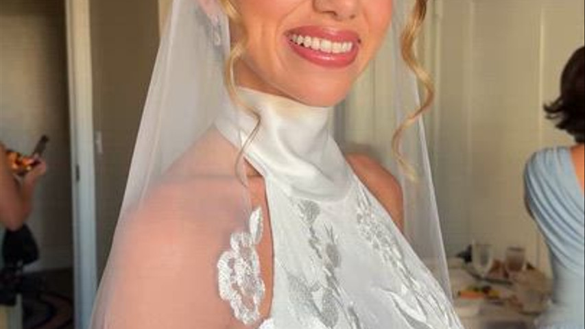 Gorgeous bride 