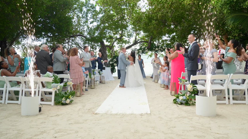 Bakers Cay Resort Wedding: Planning and Floral Design by Stephanie Verrmar