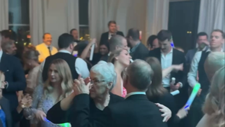 I Wanna Dance with Somebody