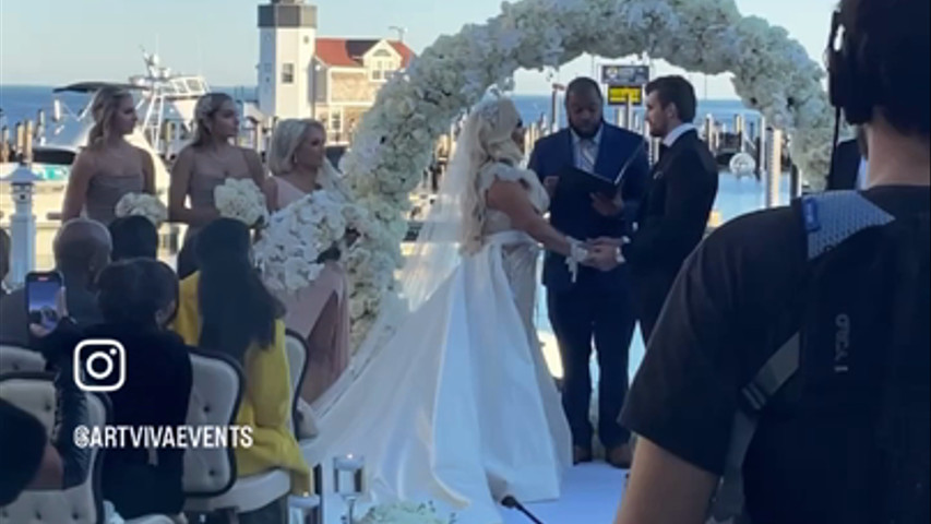 Celebrity Wedding Featured On TLC