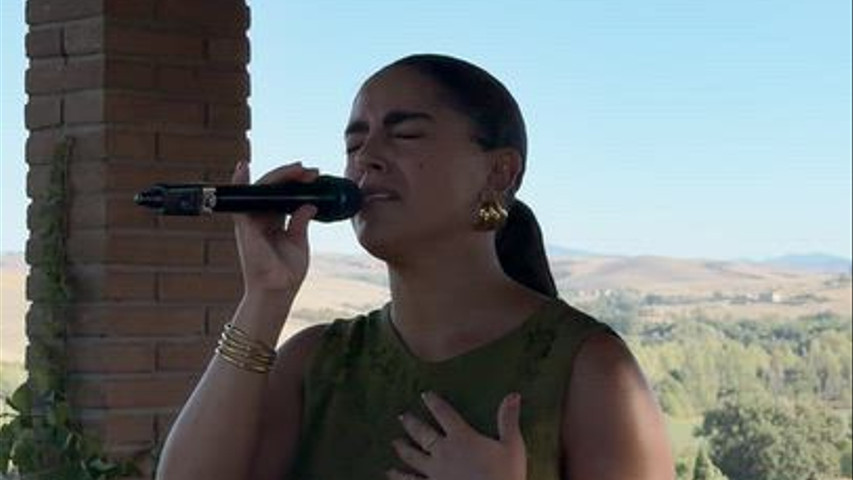 Laura Cabras Music Entertainment