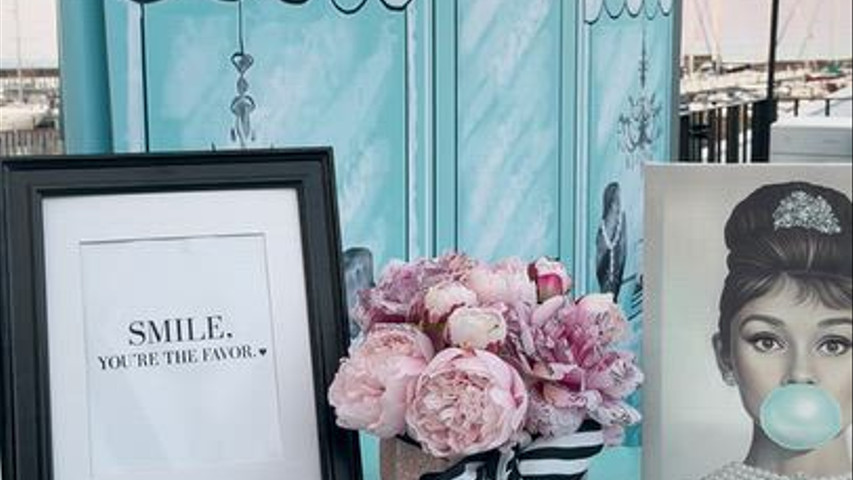 Confetti Betty | LIVE Wedding Favors