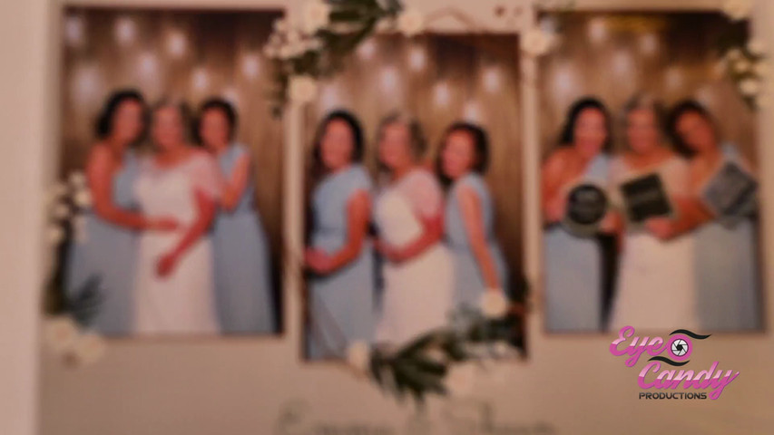 Mirror Booth Wedding Experience