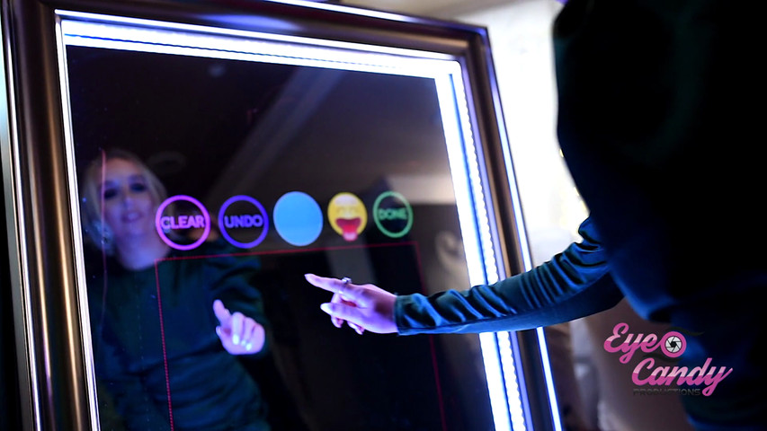 Mirror Booth