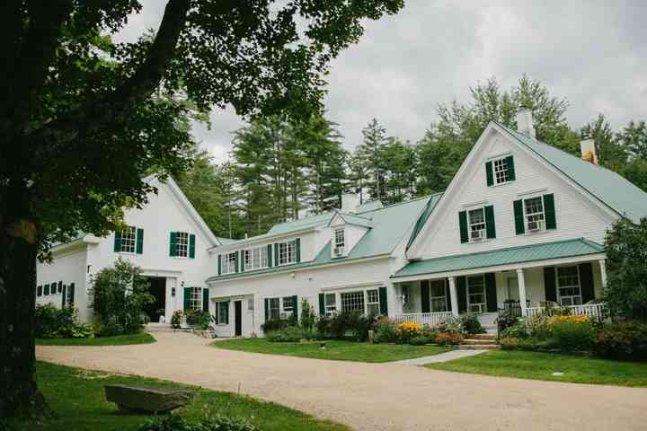 14 Wedding Barns In Maine For Your Rustic Big Day Weddingwire