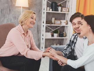 5 Questions You Should Be Prepared to Answer When Meeting Your Partner’s Family for the First Time