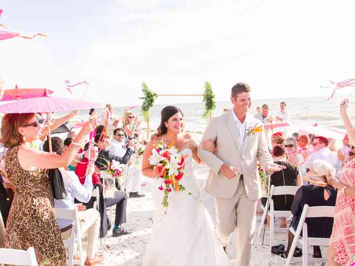 6 Perks Of Having A Destination Wedding Weddingwire