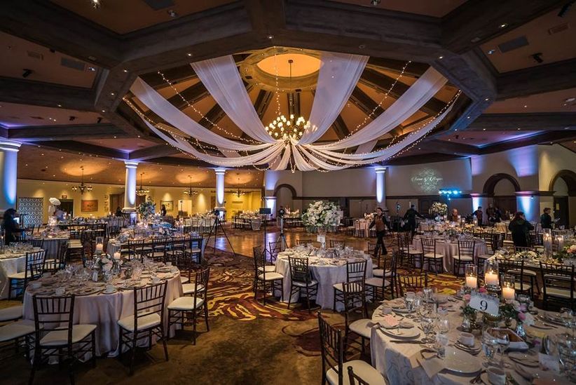 Las Vegas Wedding Venues To Wow Your Guests Weddingwire