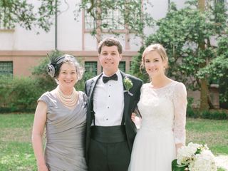 7 Easy Ways to Let Your Mother-in-Law Help with Wedding Planning