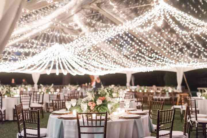 20 Romantic Wedding Lighting Ideas To Make You Swoon Weddingwire