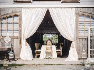 5 Barn Wedding Venues in Virginia Beach for Rustic Couples