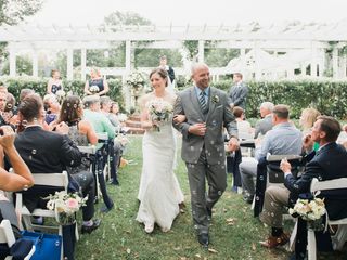 8 Raleigh Outdoor Wedding Venues for an Epic Backdrop