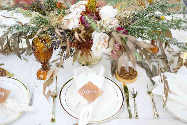 table place setting cards