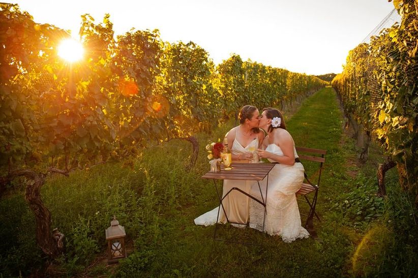 9 Long  Island  Vineyard  Wedding  Venues  for Wine Filled 