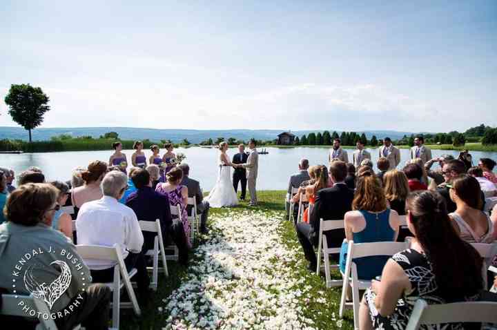 16 Barn Wedding Venues In Nh That Are Both Amazing And Authentic