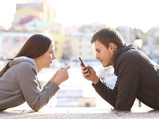 7 Date Ideas That Don't Involve Screens