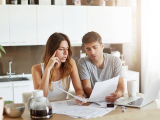 Pros and Cons to Keeping Finances Separate as a Married Couple