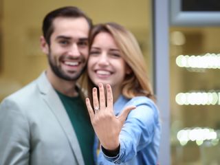 Avoid These 5 Don’ts After Getting Engaged