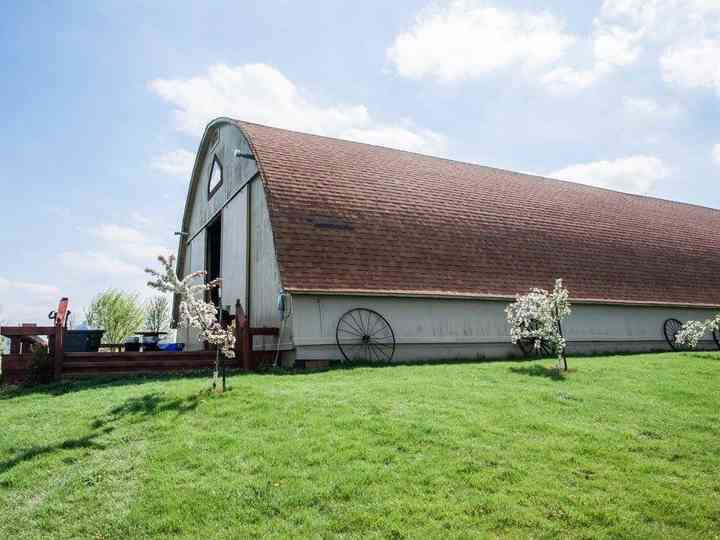 10 Rustic Barn Wedding Venues In Iowa Weddingwire