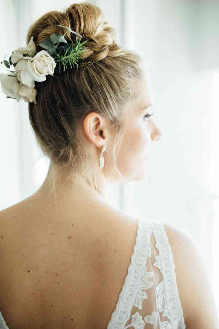 32 Wedding Hairstyles For Long Hair You Ll Want To Copy