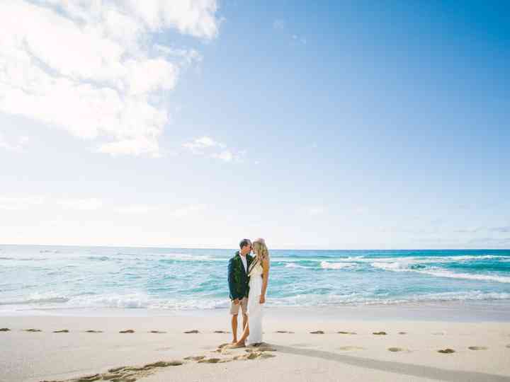 The Best Honeymoon Destinations By Month Season Weddingwire