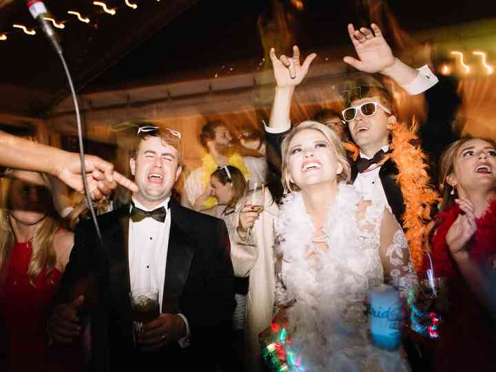 Wedding Last Dance Song Ideas From The Experts Weddingwire