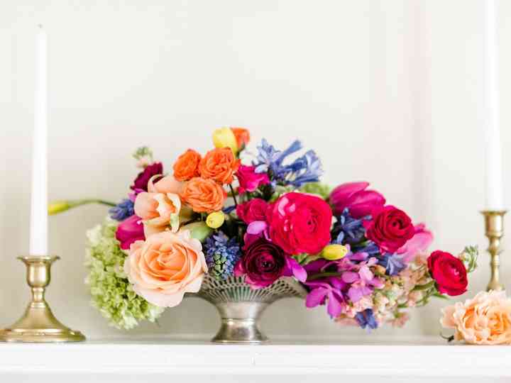 wedding flower arrangements near me