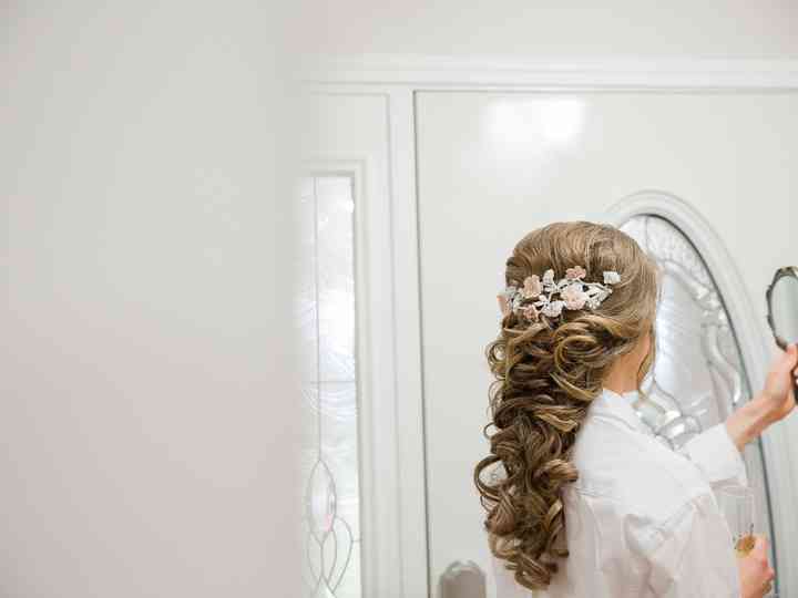 best wedding hair stylist