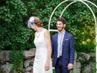 8 Summer Wedding Outfits For Grooms