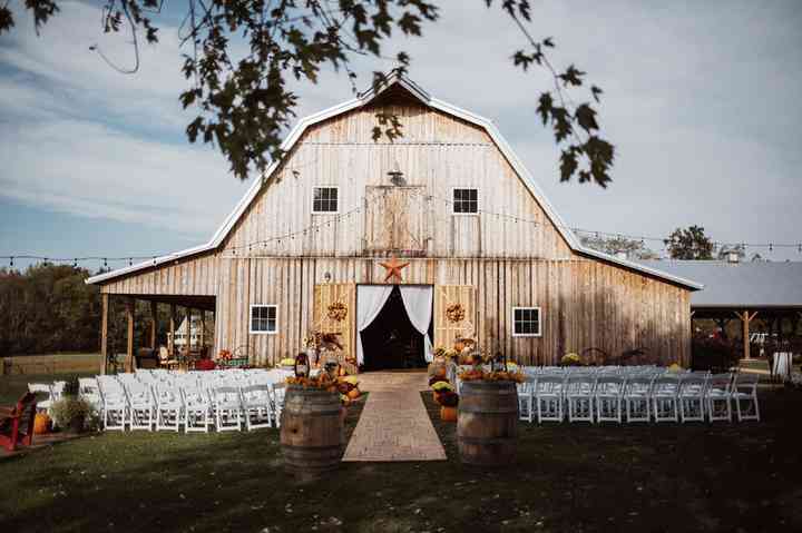 23 Farm And Barn Wedding Venues For An Event That S Rustic