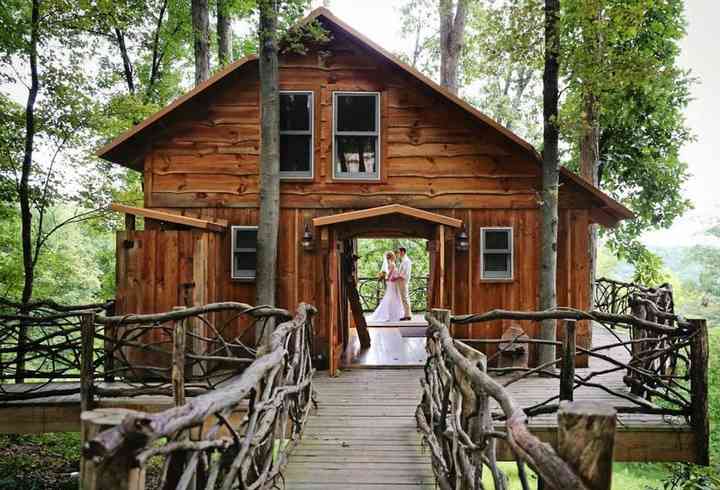 8 Rustic Wedding Venues In Northeast Ohio Weddingwire