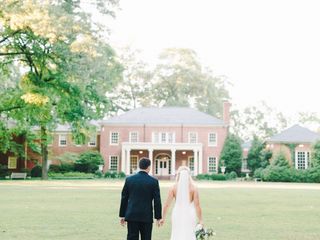 What to Do If You Can't Agree on a Wedding Venue